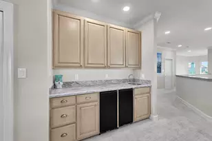 425 Island Way, Port Arthur, TX 77640 - Photo 24