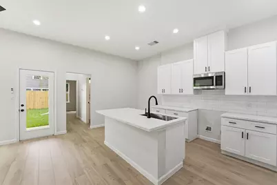 4354 Clover Street #A, Houston, TX 77051 - Photo 10