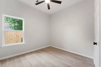 4354 Clover Street #A, Houston, TX 77051 - Photo 14