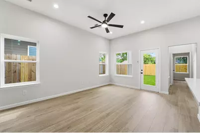 4354 Clover Street #A, Houston, TX 77051 - Photo 6