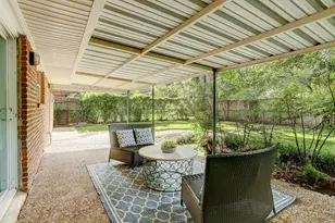 4546 Warm Springs Rd, Houston, TX 77035 - Photo 20