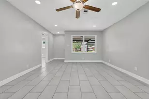 206 Mockingbird Ln, Pasadena, TX 77502 - Photo 6