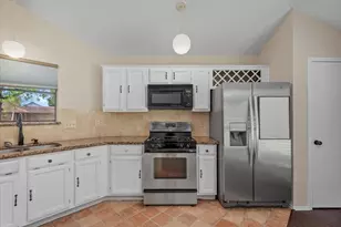 6022 Sean Ct, Humble, TX 77346 - Photo 8