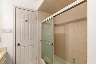 2407 Trail River Dr, Houston, TX 77345 - Photo 36