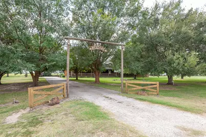 7967 Fm 365 Road, Beaumont, TX 77705 - Photo 30