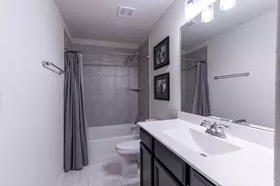 4006 Starbright St, Houston, TX 77018 - Photo 12