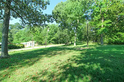 347 E Highland Drive, Livingston, TX 77351 - Photo 2