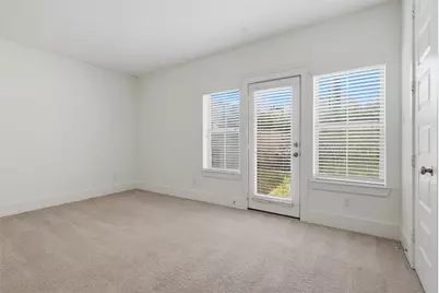 821 Algona Avenue, Houston, TX 77008 - Photo 4