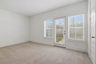 821 Algona Ave, Houston, TX 77008 - Photo 4