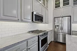 821 Algona Ave, Houston, TX 77008 - Photo 14