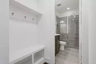 821 Algona Ave, Houston, TX 77008 - Photo 6