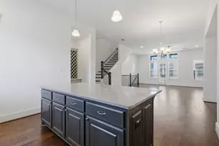 821 Algona Ave, Houston, TX 77008 - Photo 12