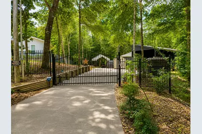 236 W Peterson Loop, Livingston, TX 77351 - Photo 2