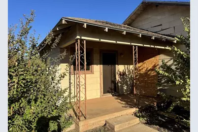 105 E Washington Avenue, Electra, TX 76360 - Photo 1