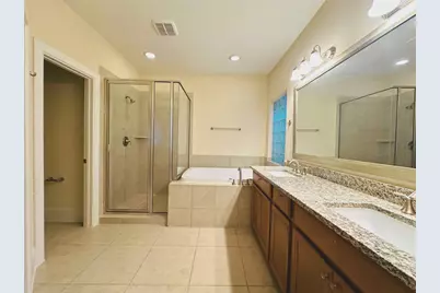 8812 Ashbloom Lane, Houston, TX 77080 - Photo 12