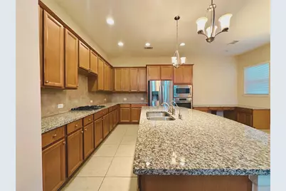 8812 Ashbloom Lane, Houston, TX 77080 - Photo 4