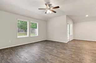 11738 Bari Reef Ln, Conroe, TX 77304 - Photo 10