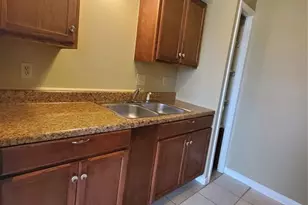 7400 Bissonnet St, Houston, TX 77074 - Photo 4