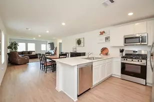 342 Birch Blossom Path, Magnolia, TX 77354 - Photo 10