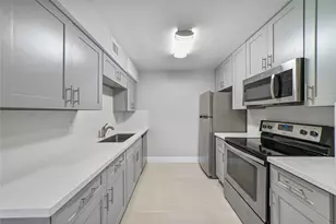 845 Augusta Dr, Houston, TX 77057 - Photo 6