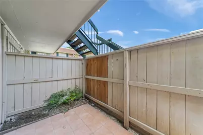 845 Augusta Drive #45, Houston, TX 77057 - Photo 16