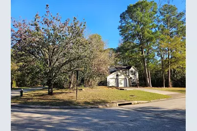 80 Fallenstone Drive, The Woodlands, TX 77381 - Photo 2