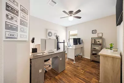 950 Autumn Flats Way, Rosharon, TX 77583 - Photo 4