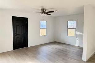 9306 Grady St, Houston, TX 77016 - Photo 8