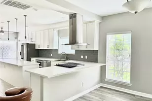 2339 Bent River Dr, Sugar Land, TX 77479 - Photo 8