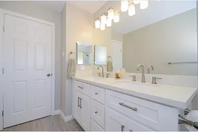 2339 Bent River Drive, Sugar Land, TX 77479 - Photo 32