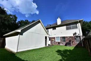 2339 Bent River Dr, Sugar Land, TX 77479 - Photo 40