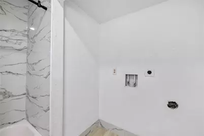 13002 Greenway Chase Court, Houston, TX 77072 - Photo 16