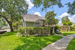 13002 Greenway Chase Ct, Houston, TX 77072 - Photo 2
