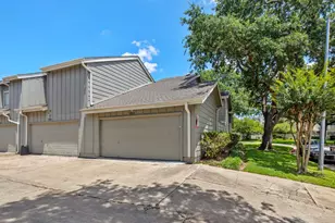13002 Greenway Chase Ct, Houston, TX 77072 - Photo 20