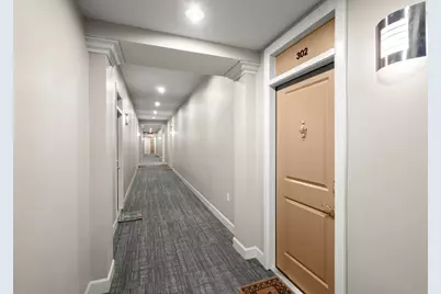 1900 Genesee Street #302, Houston, TX 77006 - Photo 2