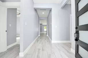 406 S Iowa St, La Porte, TX 77571 - Photo 4