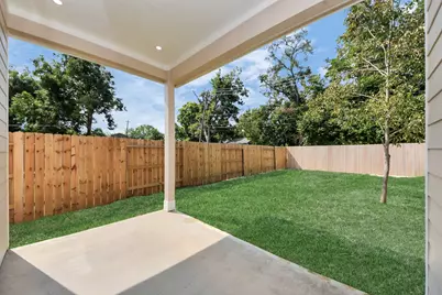 406 S Iowa Street, La Porte, TX 77571 - Photo 36