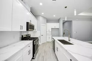 406 S Iowa St, La Porte, TX 77571 - Photo 14