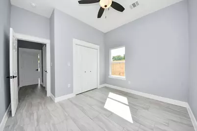 406 S Iowa Street, La Porte, TX 77571 - Photo 32
