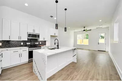 5029 Broom Street #B, Houston, TX 77091 - Photo 4