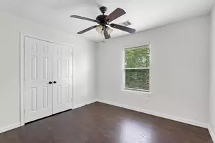 15118 Gaines Meadow Ct, Houston, TX 77083 - Photo 16
