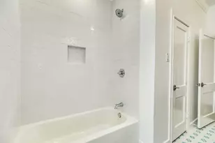 4702 Ave Bernardo De Galvez, Galveston, TX 77551 - Photo 34