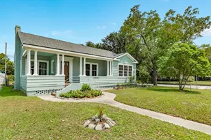 4702 Ave Bernardo De Galvez, Galveston, TX 77551 - Photo 2