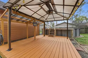 7307 Ironwood Ln, Baytown, TX 77521 - Photo 24