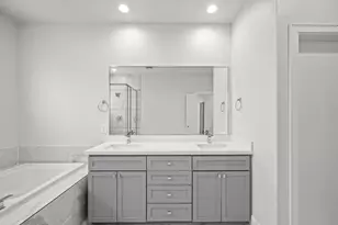 365 Eado Park Cir, Houston, TX 77020 - Photo 26