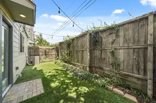 365 Eado Park Cir, Houston, TX 77020 - Photo 36