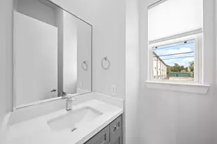 365 Eado Park Cir, Houston, TX 77020 - Photo 18