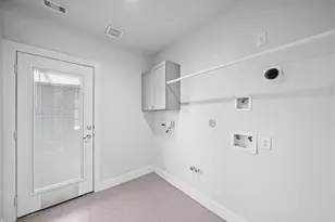 365 Eado Park Cir, Houston, TX 77020 - Photo 34