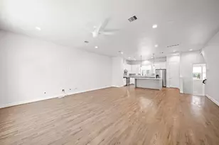 365 Eado Park Cir, Houston, TX 77020 - Photo 10