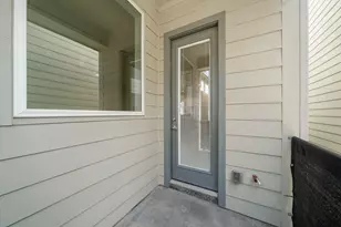 365 Eado Park Cir, Houston, TX 77020 - Photo 8